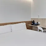 Valencia 2*